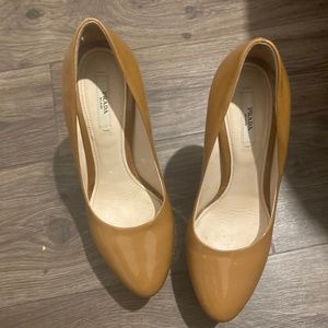 100% Authentic Prada Platform Pumps